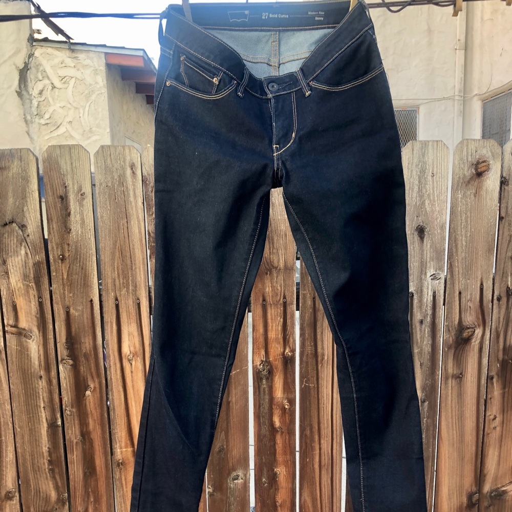 Dark Bold Curve Levi’s Skinny Jeans LONG